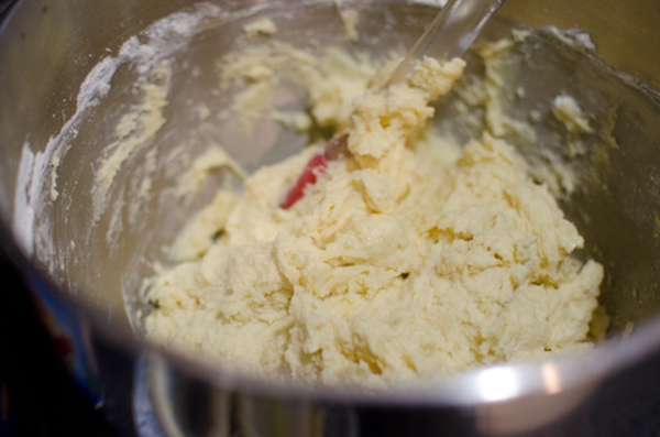 Kết quả hình ảnh cho cách làm bánh kem bắp