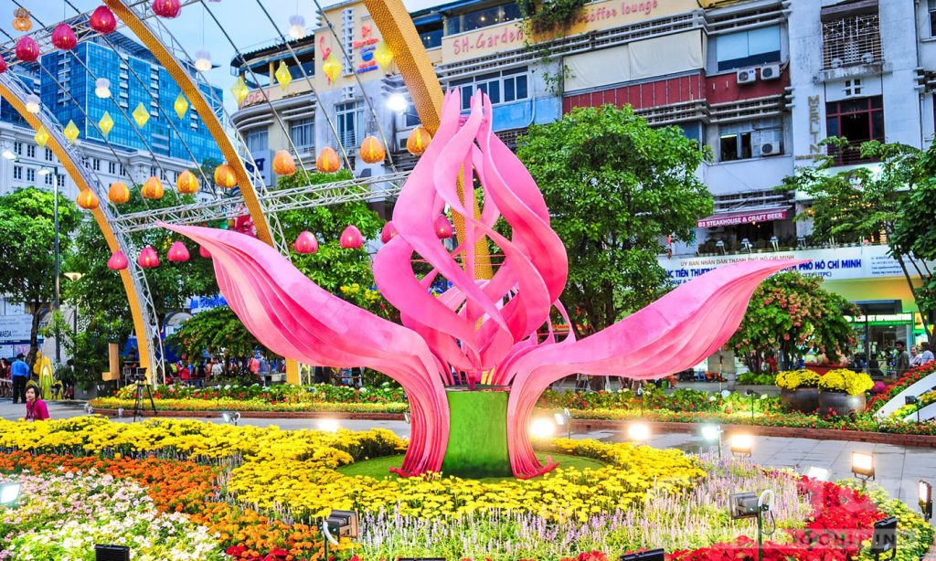 Hoa tết tại Tp Hồ Chí Minh Đường hoa nguyễn huệ